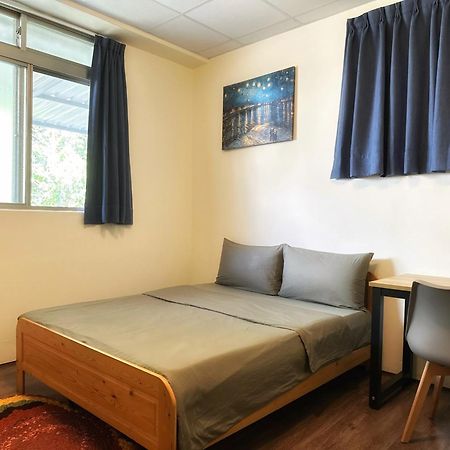 Dulan The Travel Bug Bistro Inn Донгхе Екстериор снимка