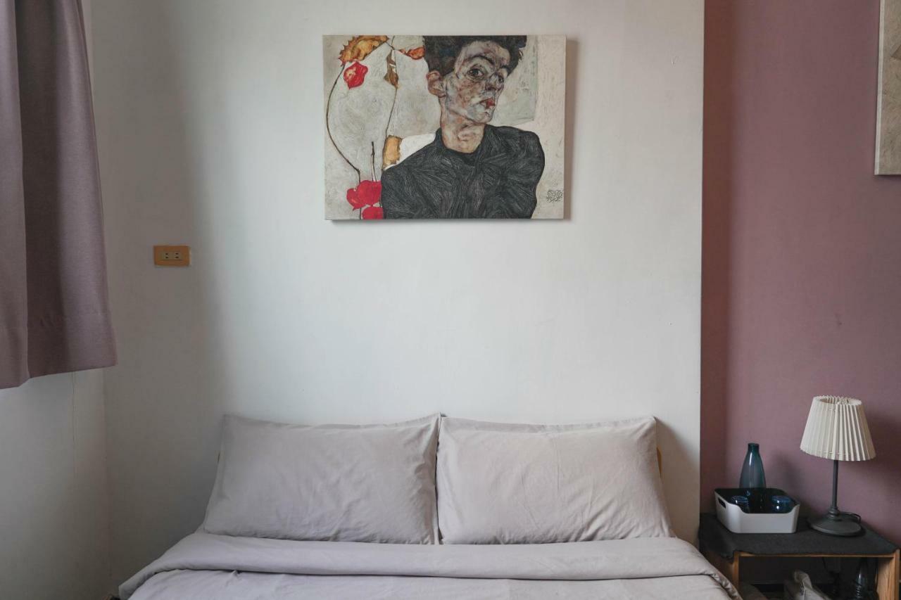Dulan The Travel Bug Bistro Inn Донгхе Екстериор снимка