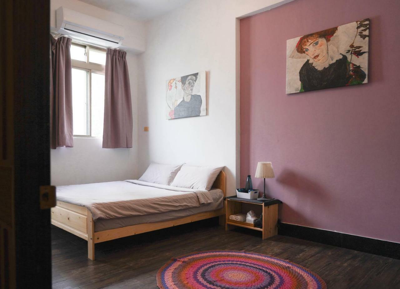 Dulan The Travel Bug Bistro Inn Донгхе Екстериор снимка