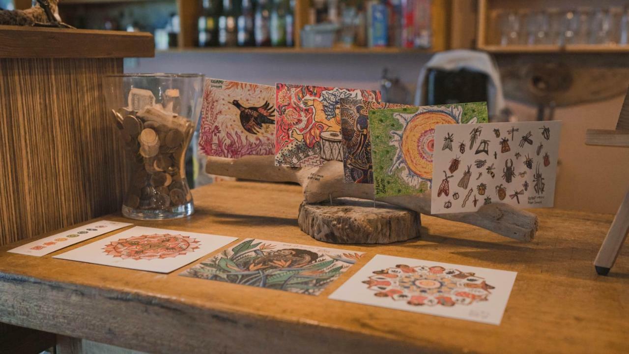 Dulan The Travel Bug Bistro Inn Донгхе Екстериор снимка